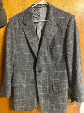 Chester Barrie  Gray Windowpane Men's cashmere  Blazer